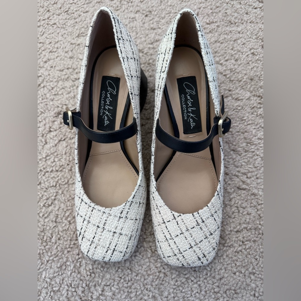 Charles & Keith Mary Jane Pumps Size 6